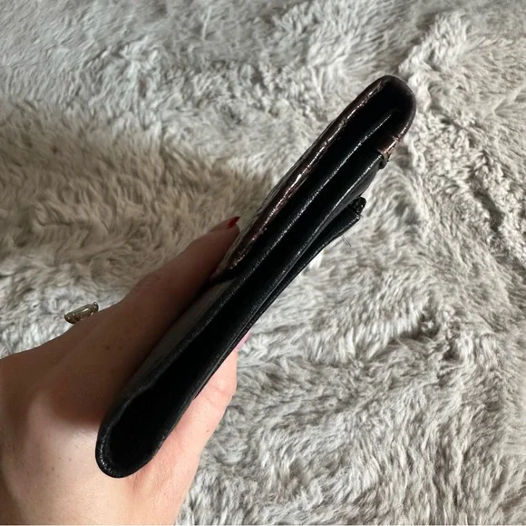 Brahmin Two-Tone Leather Tri-Fold Wallet Croc - Picture 14 of 16